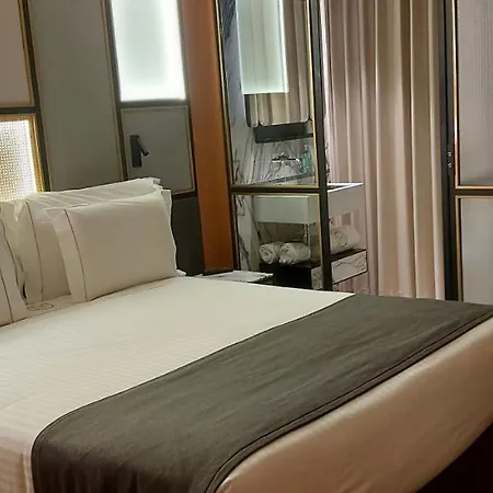 The Convo & Hotel 4*