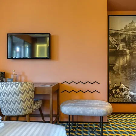 The Convo & 4* Porto
